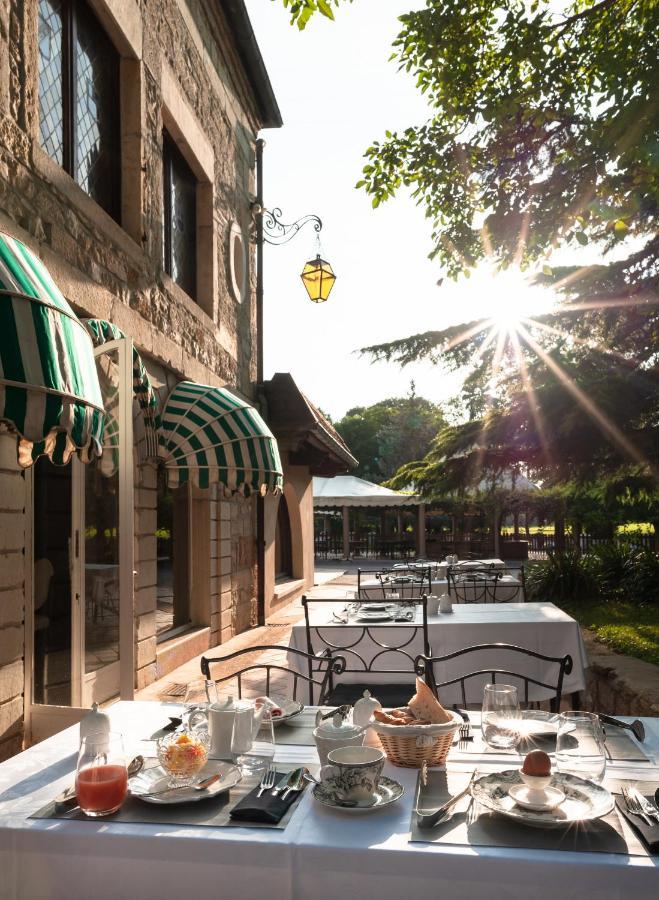 Hotel La Gentilhommiere Нюї-Сен-Жорж Екстер'єр фото